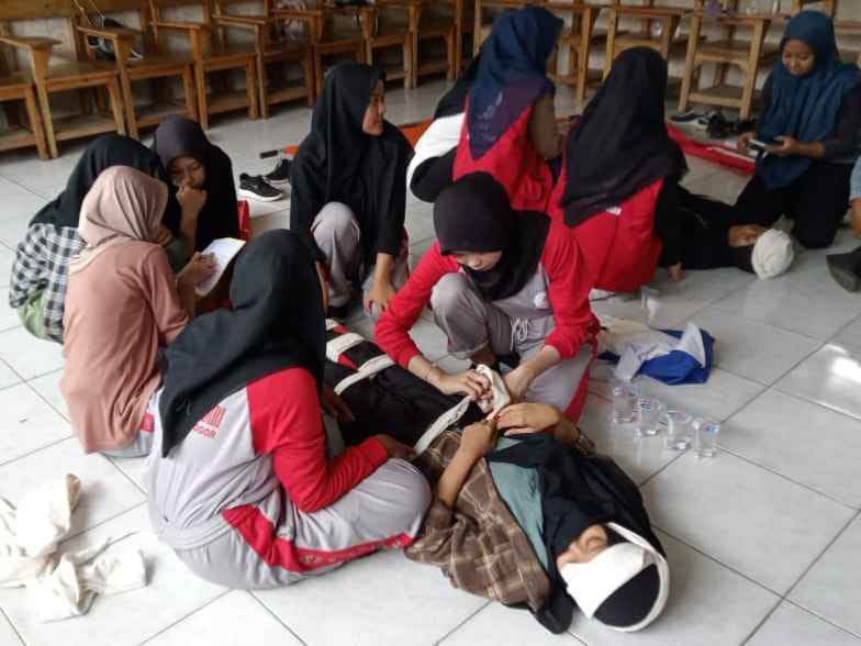 Latihan Bersama Sekolah Lain